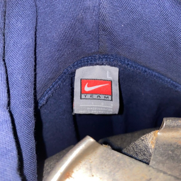 UMich Team Nike hoodie - Picture 5 of 7